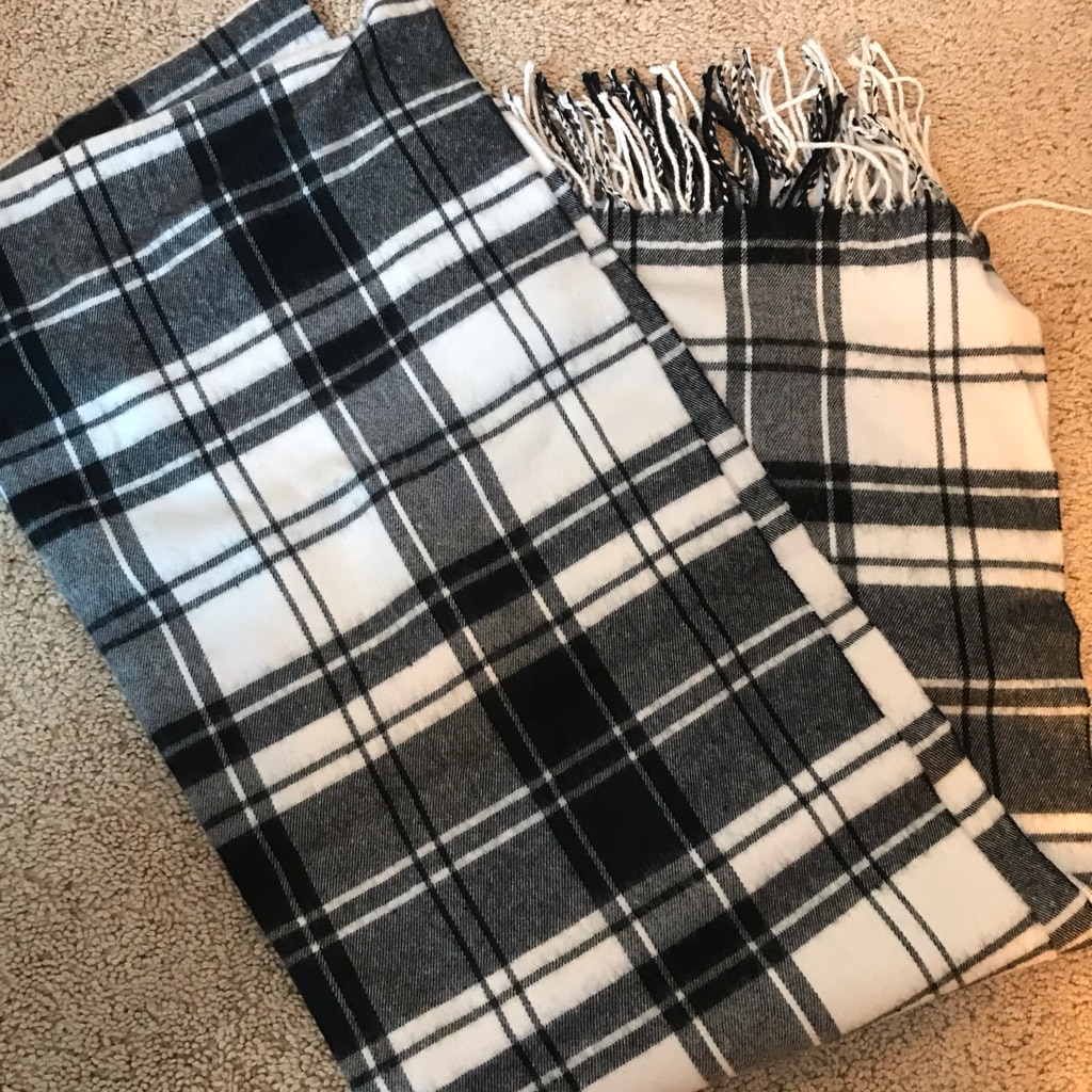 Gap Scarf